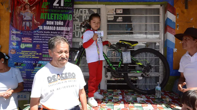 Se rifó una bicicleta.
